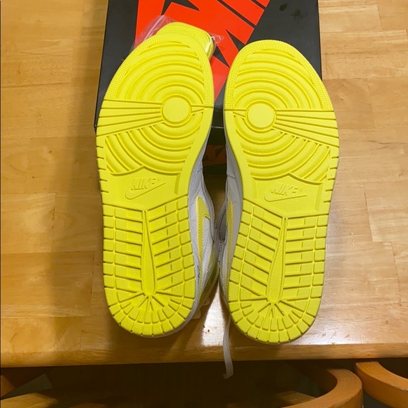 Jordan 1 - Picture 4 of 6